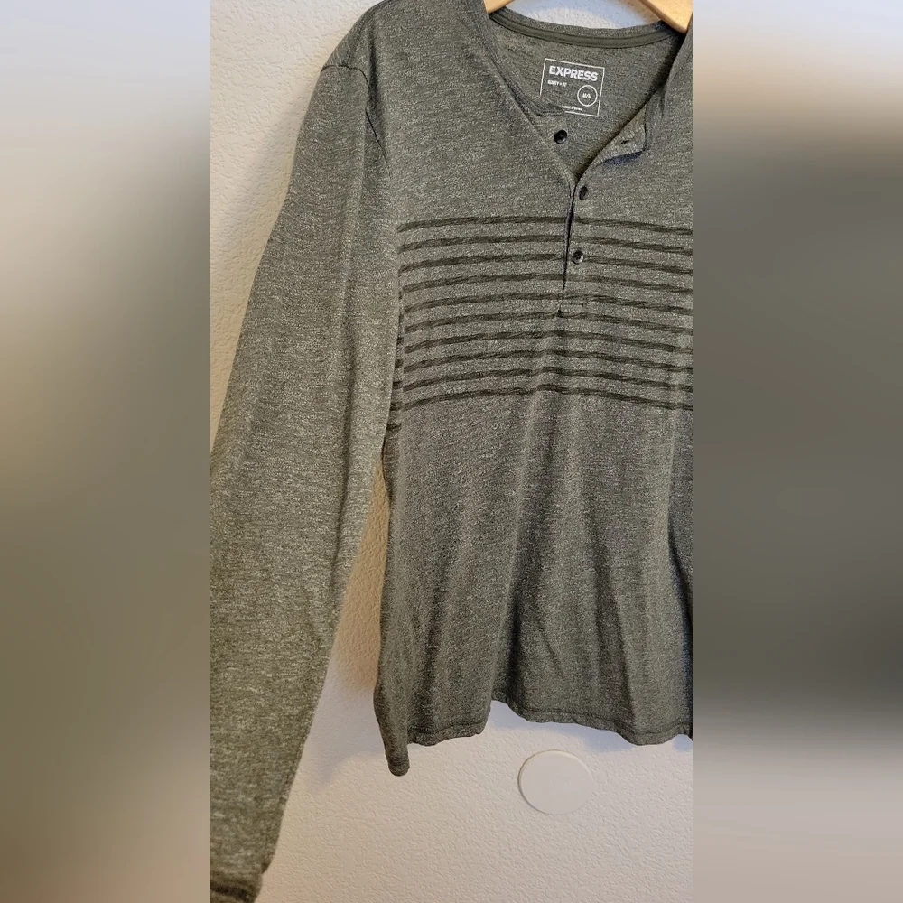 Express long sleeve shirt - Picture 4 of 4